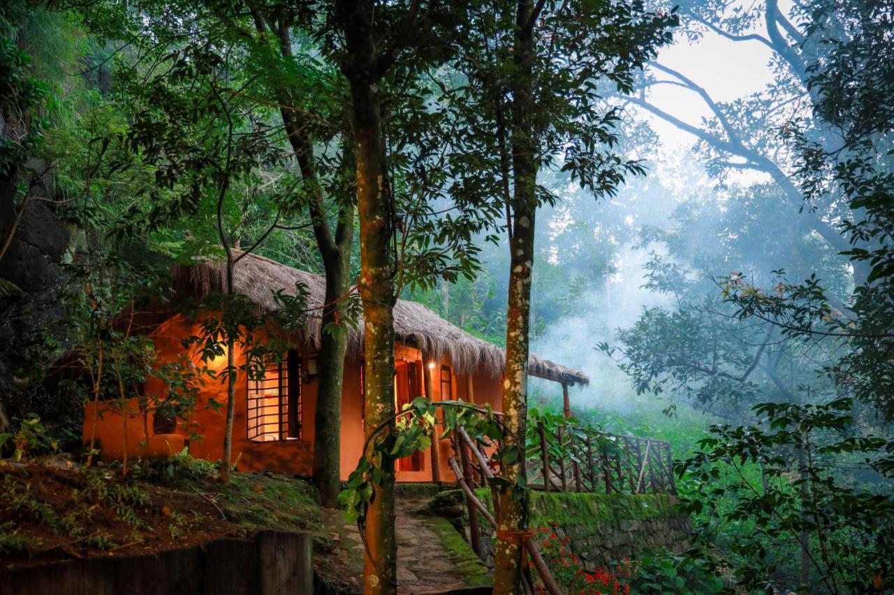 Golden Fern Resort Kanthalloor Exterior foto
