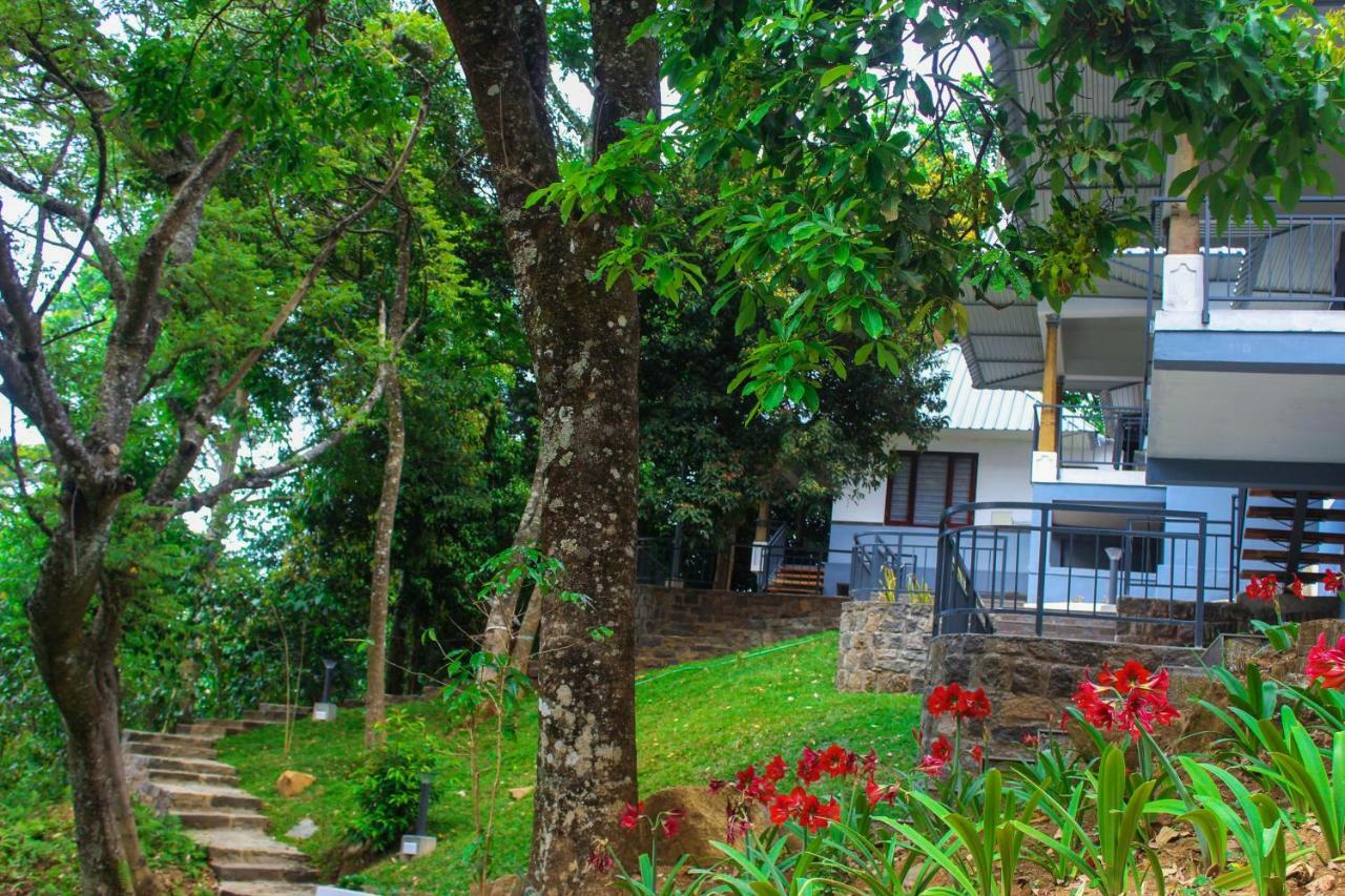Golden Fern Resort Kanthalloor Exterior foto